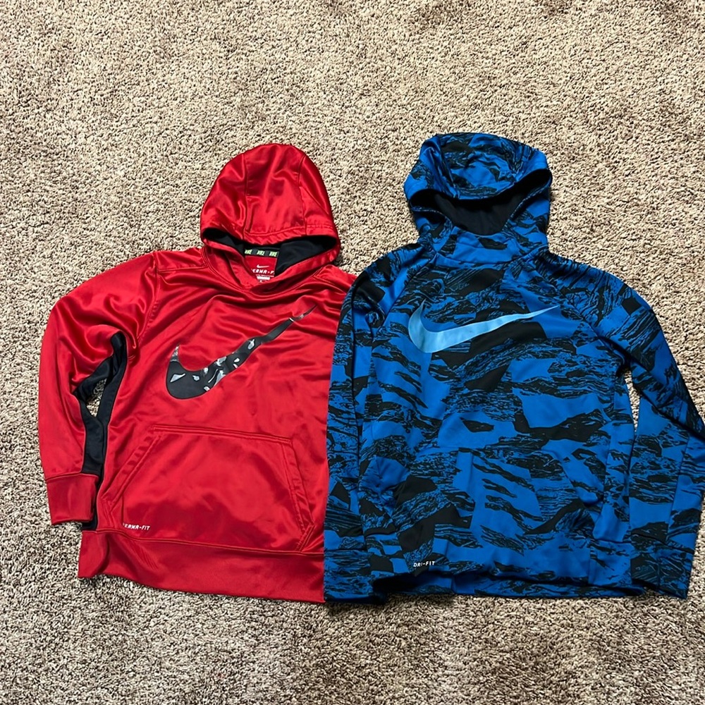 SOLD ❌ Bundle of two boys, Nike hoodies/sweatshirts. Size large..